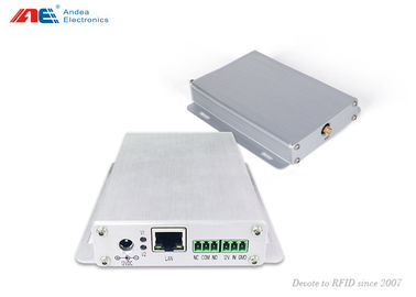 TCP / IP İletişimi 13.56MHz Orta Menzilli RFID Okuyucu Bir SMA Anten Arabirimi